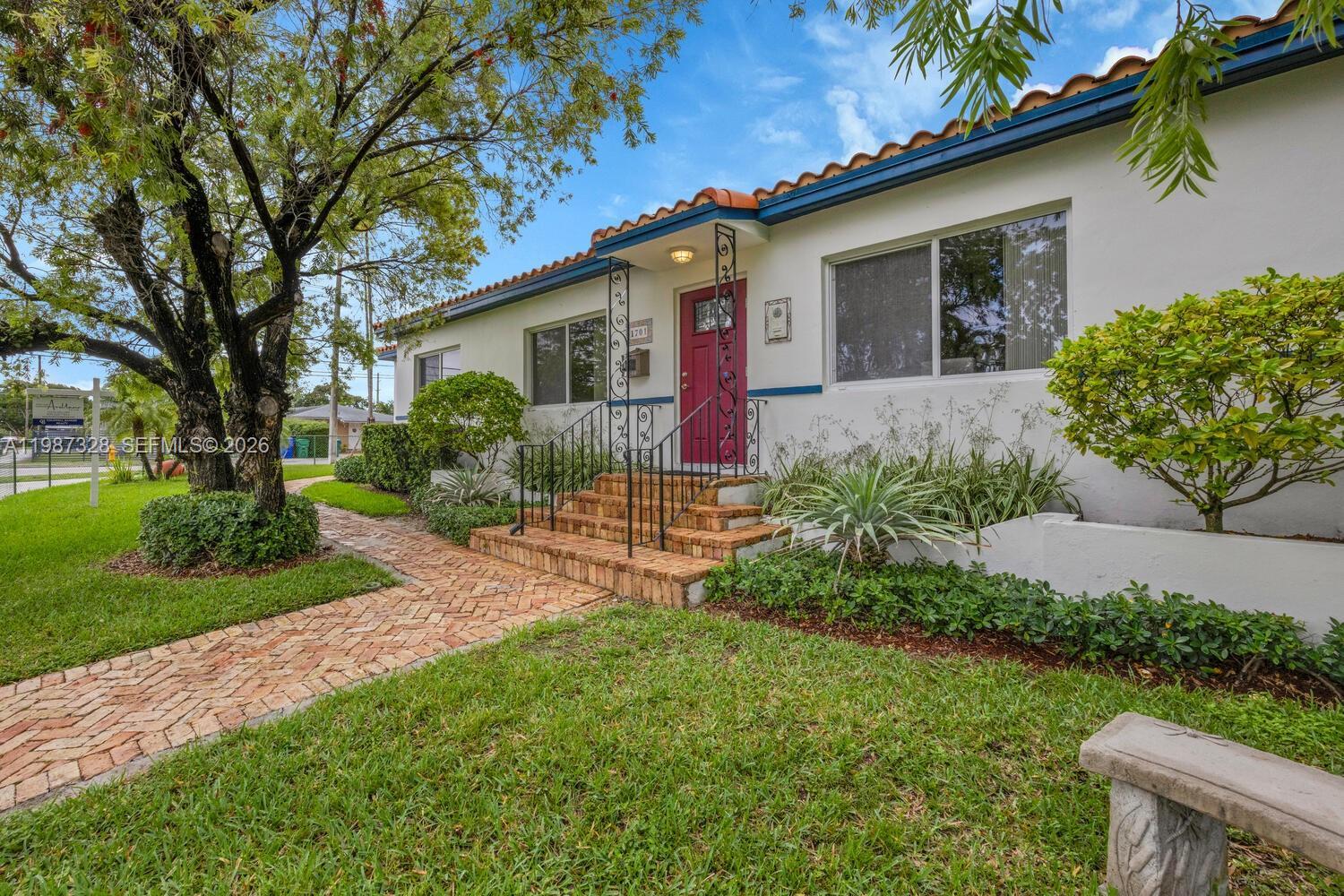 1701 SW 29th Ave, Miami FL 33145 photo 2