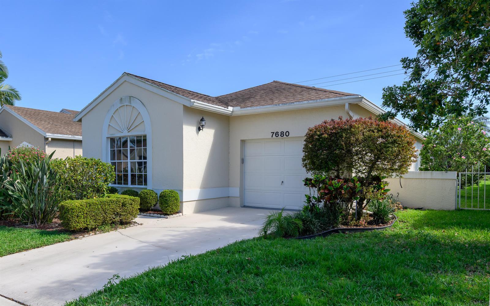 7680 Mansfield Hollow Road, Delray Beach FL 33446 photo 2