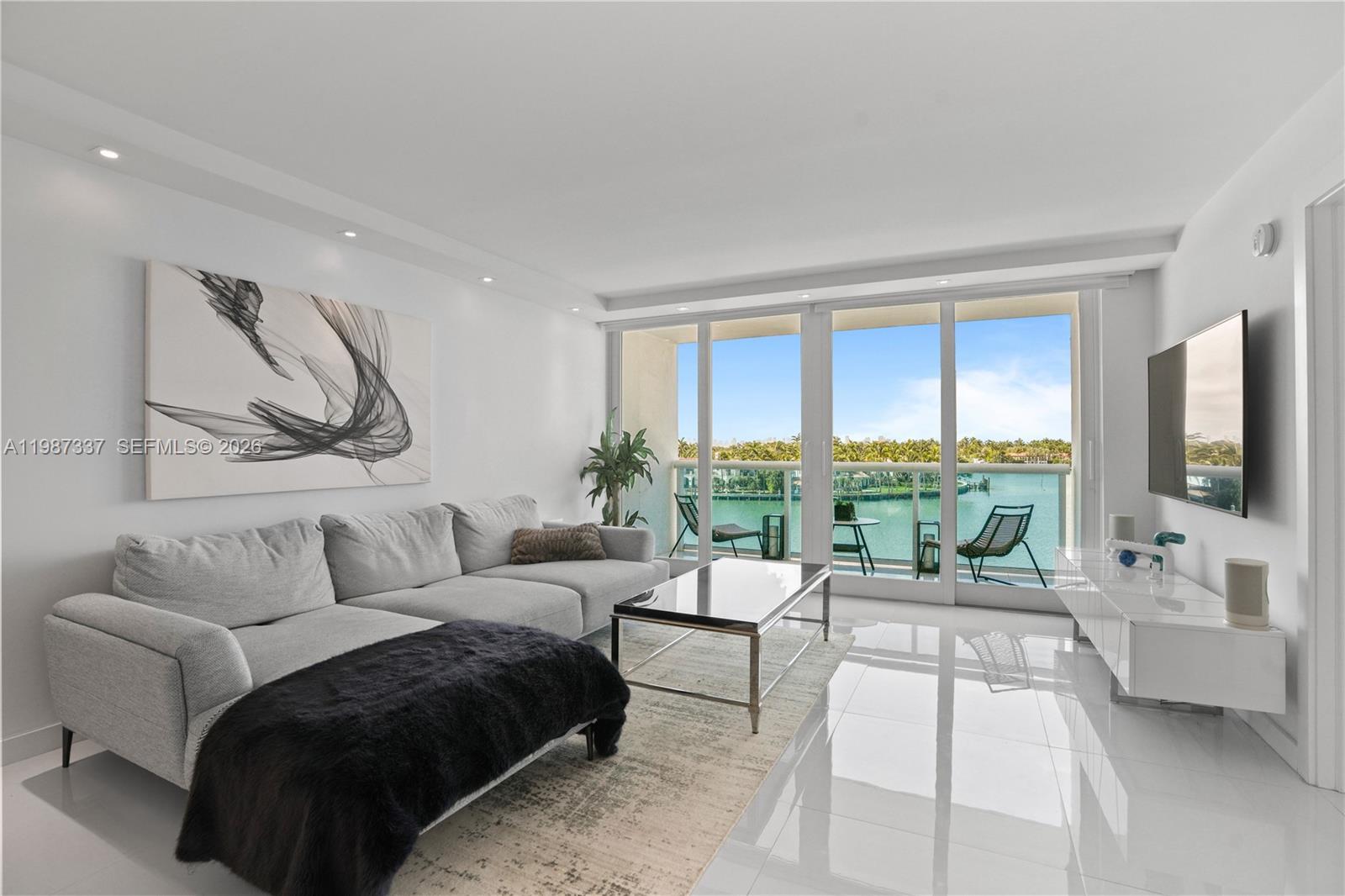 6770 Indian Creek Dr # 5M, Miami Beach FL 33141 photo 2