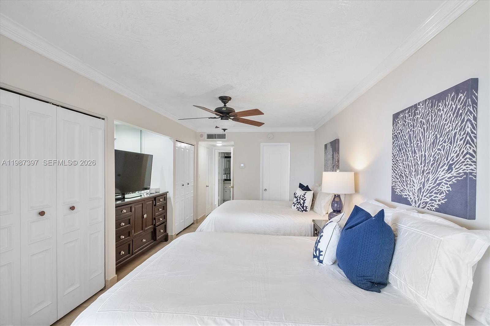 5555 Collins Ave # 11A, Miami Beach FL 33140 photo 2