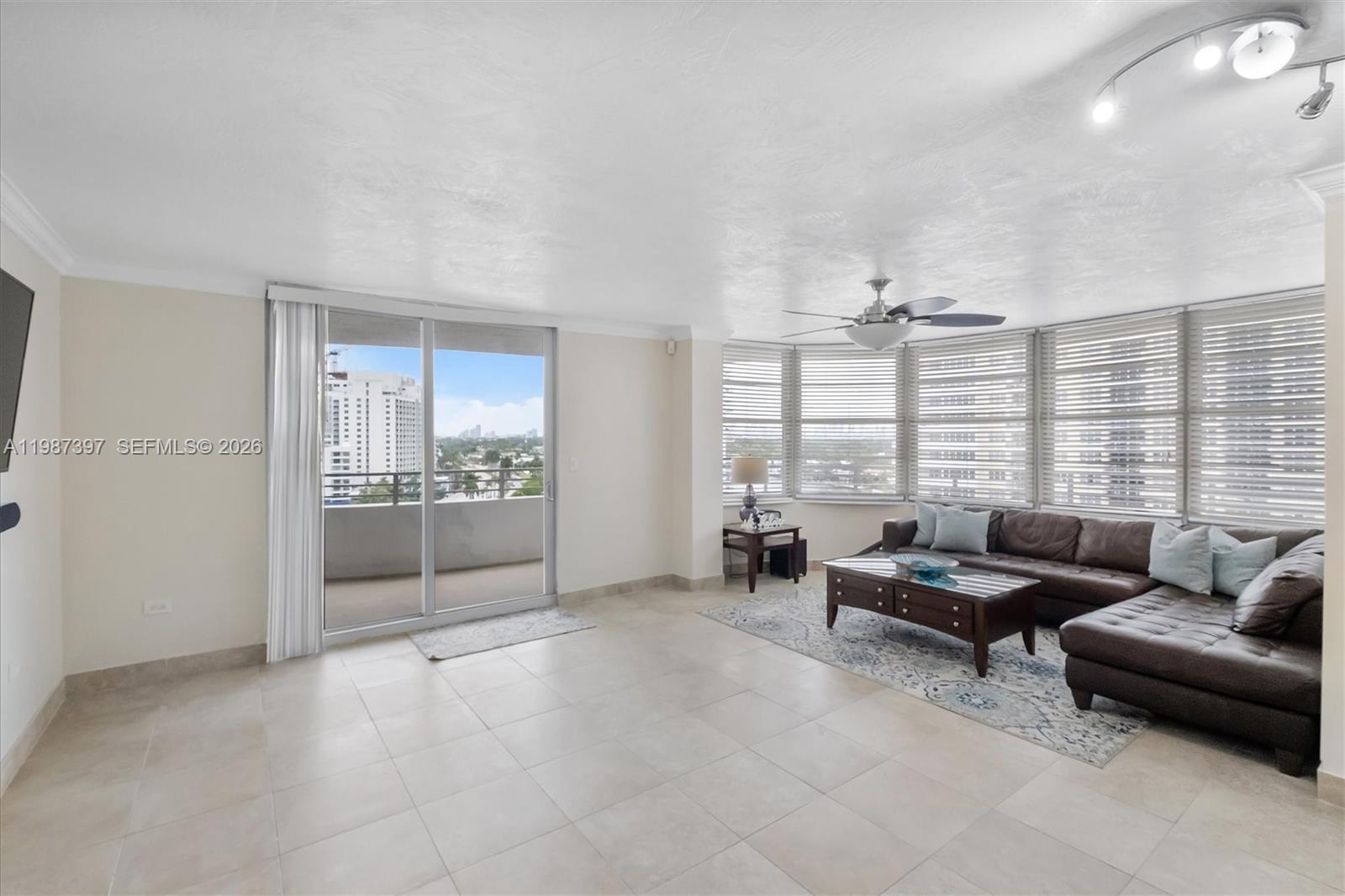 5555 Collins Ave # 11A, Miami Beach FL 33140 photo 4