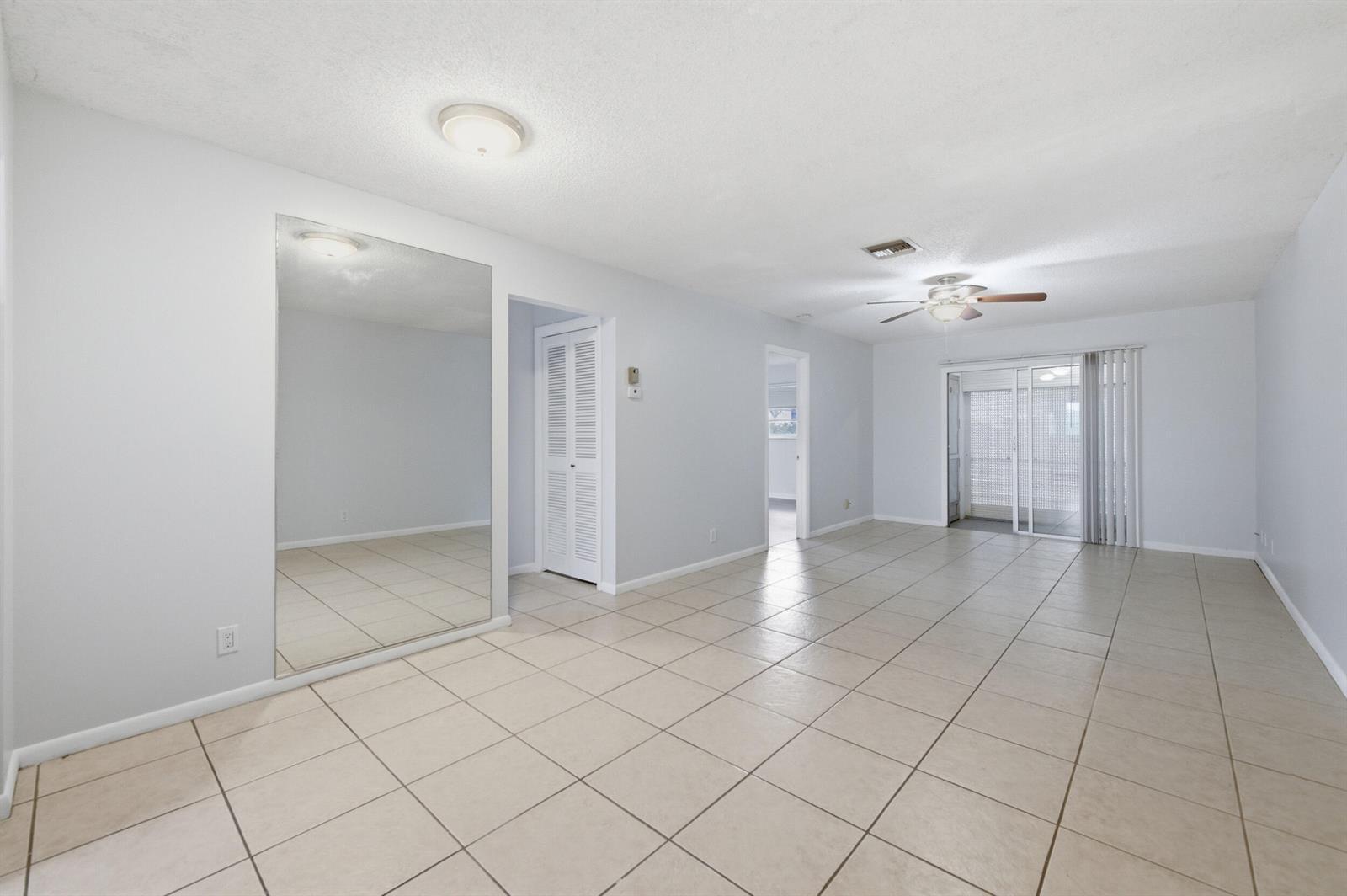 410 W Palm Street # B28, Lantana FL 33462 photo 3
