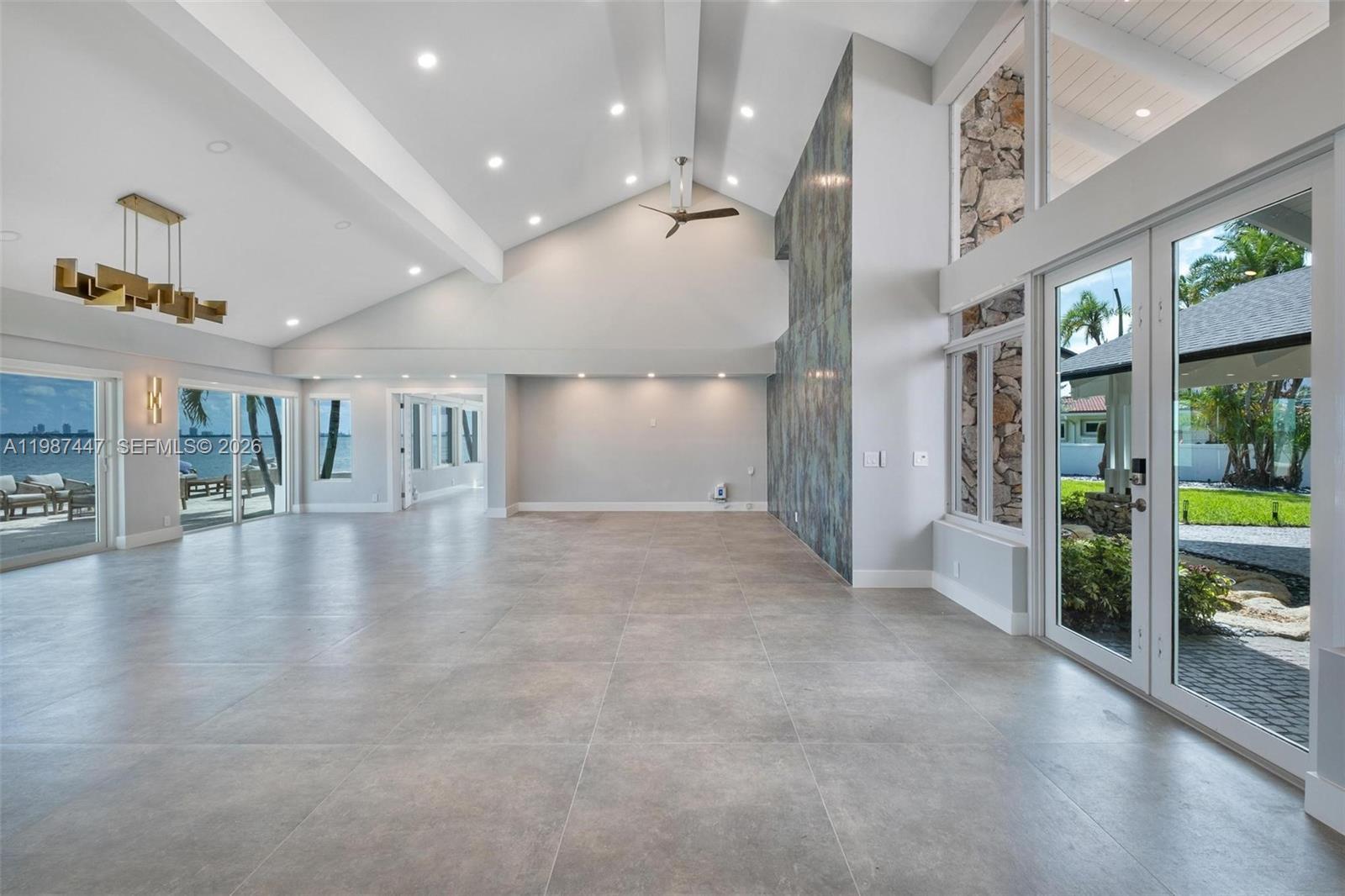 1365 Bay Ter, North Bay Village FL 33141 photo 4