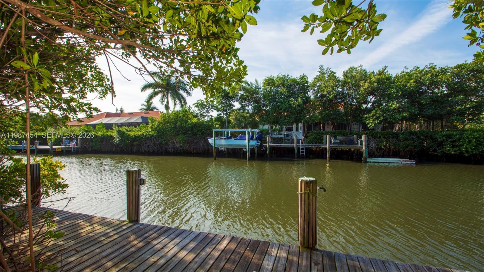 2135 Island Dr, Vero Beach FL 32963