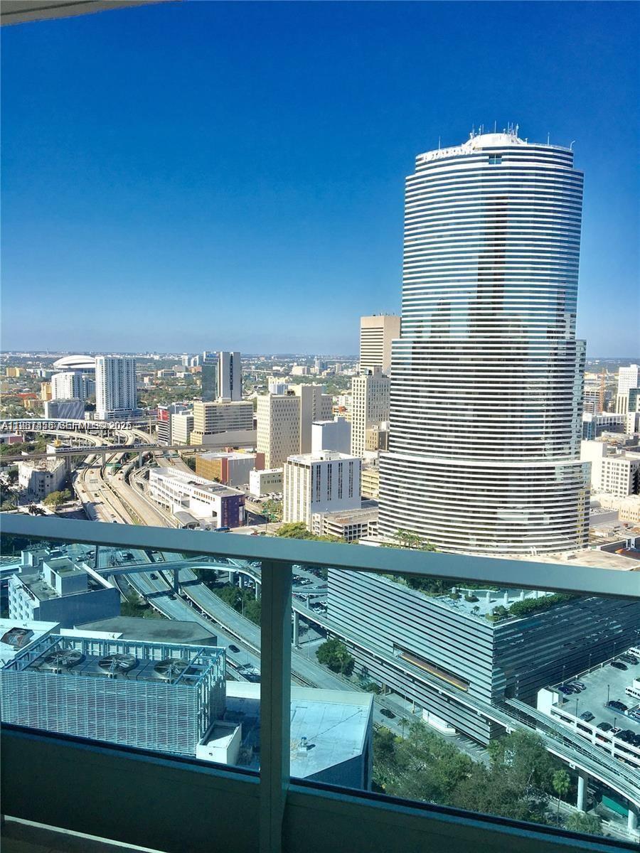 200 Biscayne Boulevard Way # 3712, Miami FL 33131 photo 4