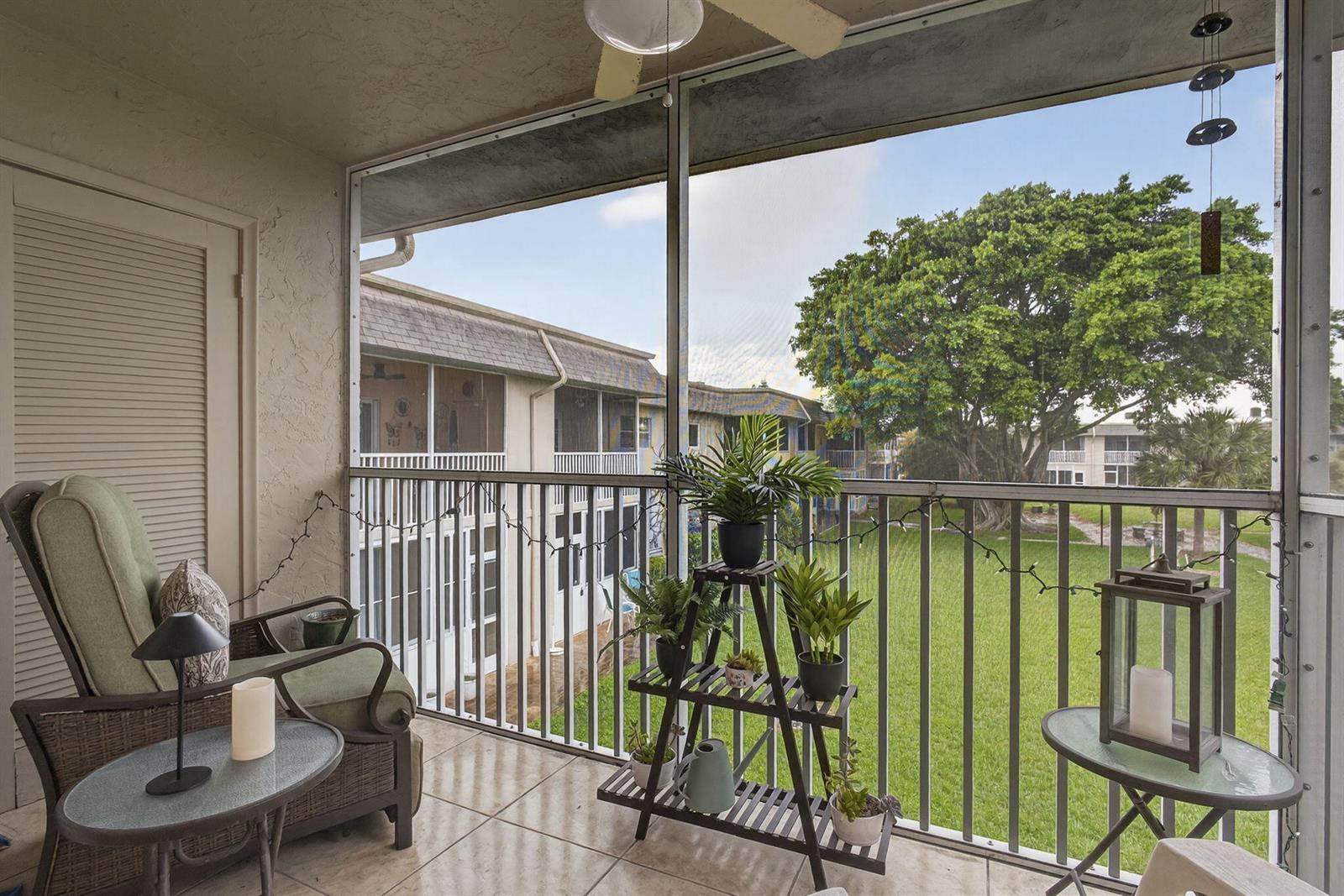202 Oxford 200, West Palm Beach FL 33417