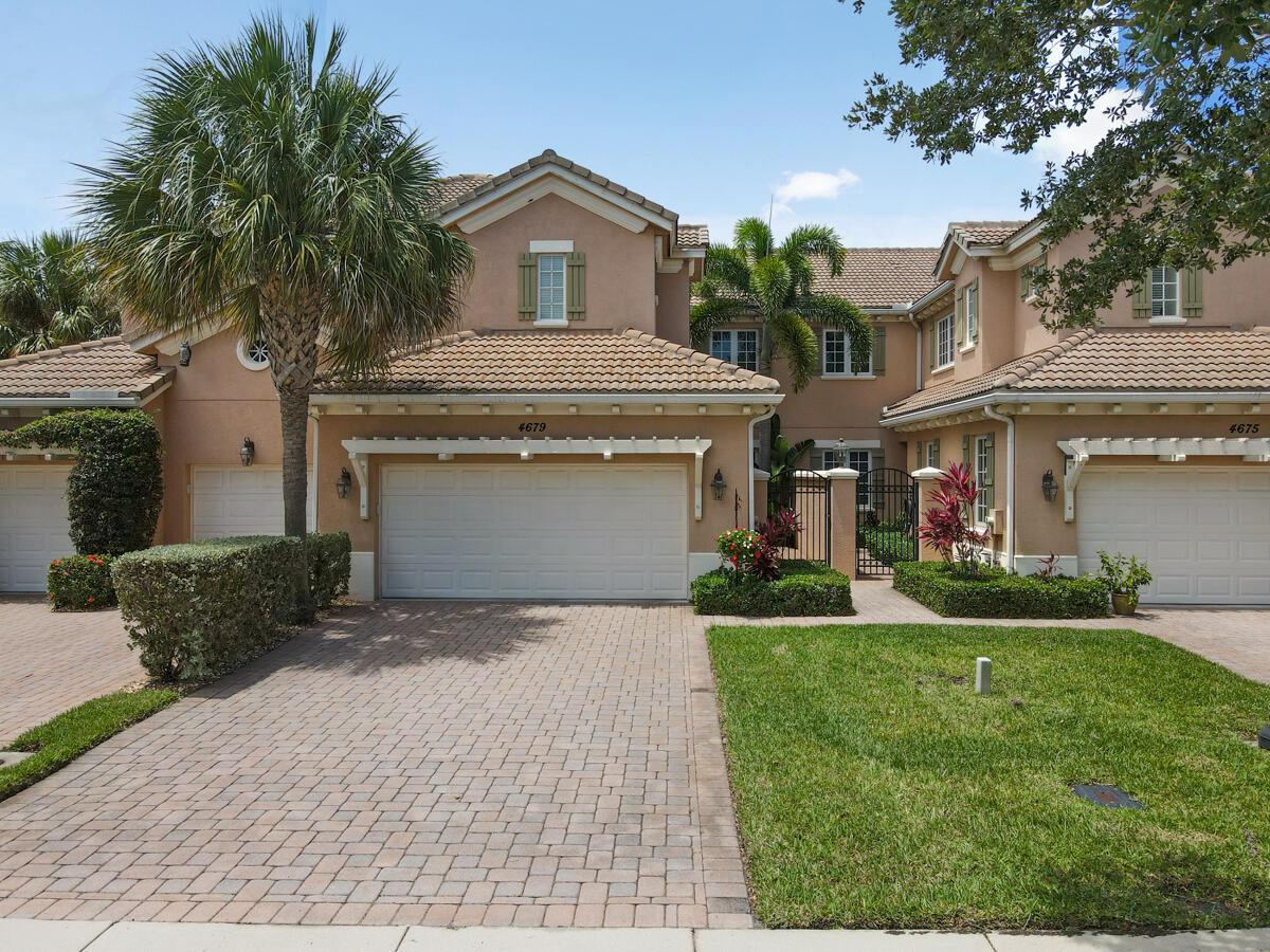 4679 Cadiz Circle, Palm Beach Gardens FL 33418 photo 2