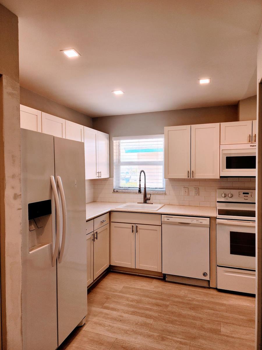 8933 SE Hobe Ridge Avenue, Hobe Sound FL 33455 photo 3