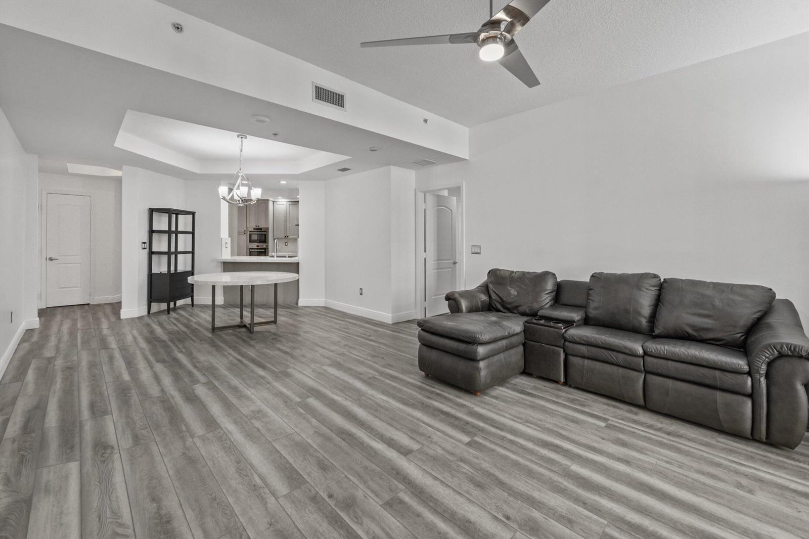 801 S Olive Avenue # 615, West Palm Beach FL 33401 photo 2