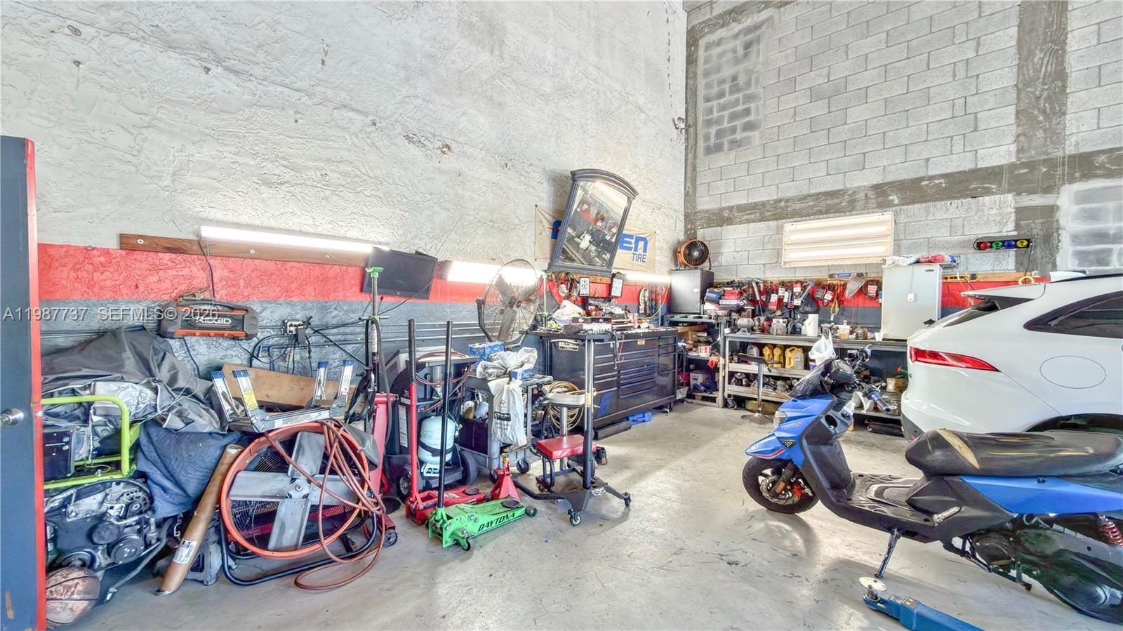 Profitable Mechanic Shop For Sale In West Park / Hollywood, West Park FL 33023 photo 5
