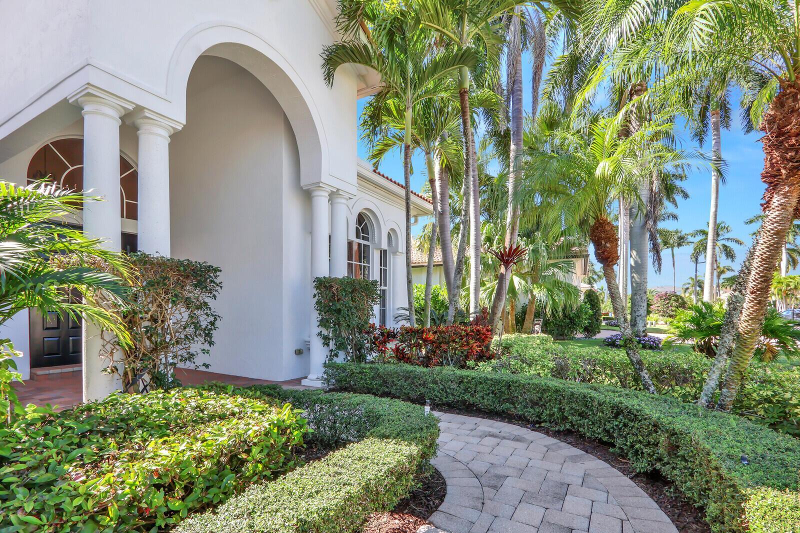 528 Les Jardin Drive, Palm Beach Gardens FL 33410 photo 3