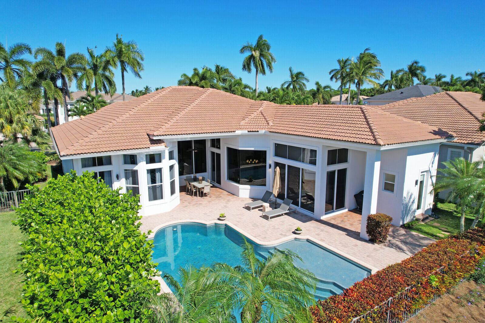 528 Les Jardin Drive, Palm Beach Gardens FL 33410
