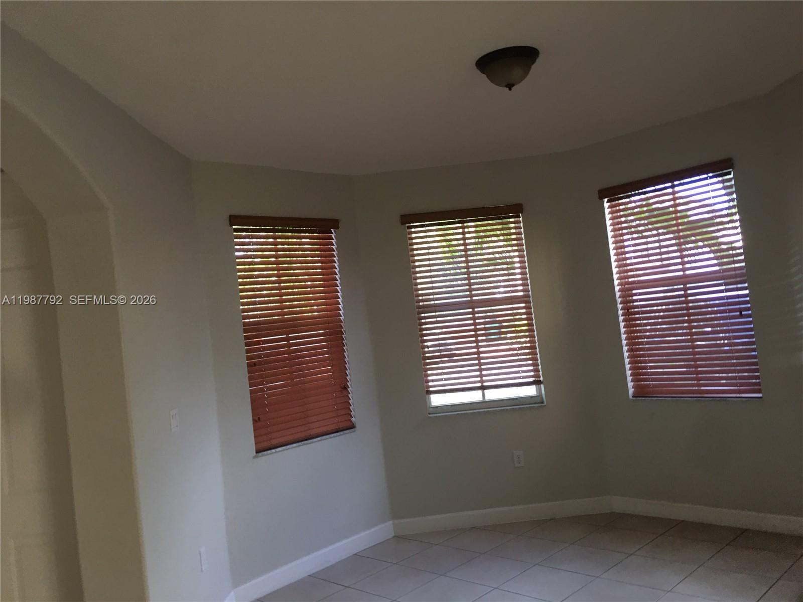 14512 SW 10th St, Miami FL 33184 photo 5