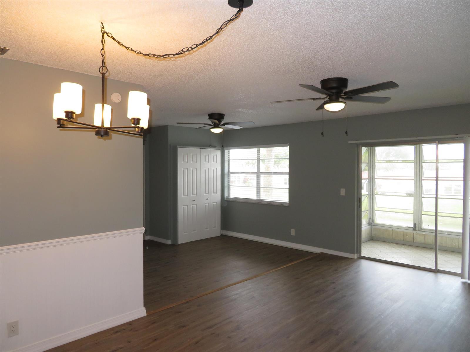135 Lake Carol Drive E # 135, West Palm Beach FL 33411 photo 2