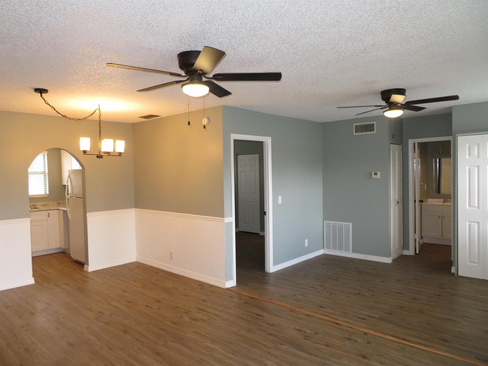 135 Lake Carol Drive E # 135, West Palm Beach FL 33411 photo 3