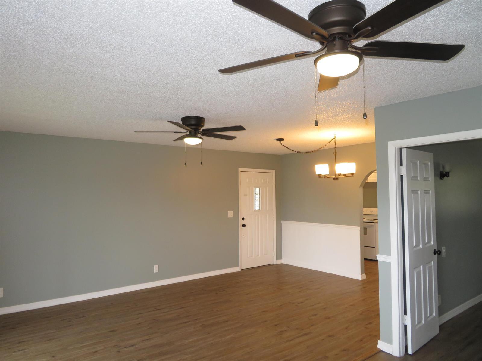 135 Lake Carol Drive E # 135, West Palm Beach FL 33411 photo 4