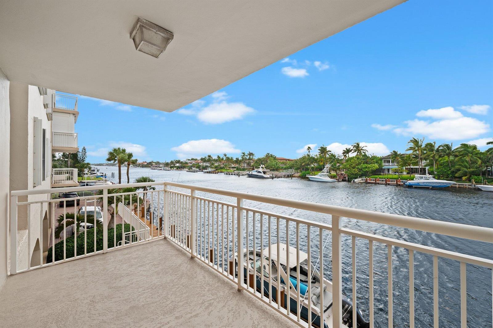 1050 Hillsboro Mile Unit 203w, Hillsboro Beach FL 33062