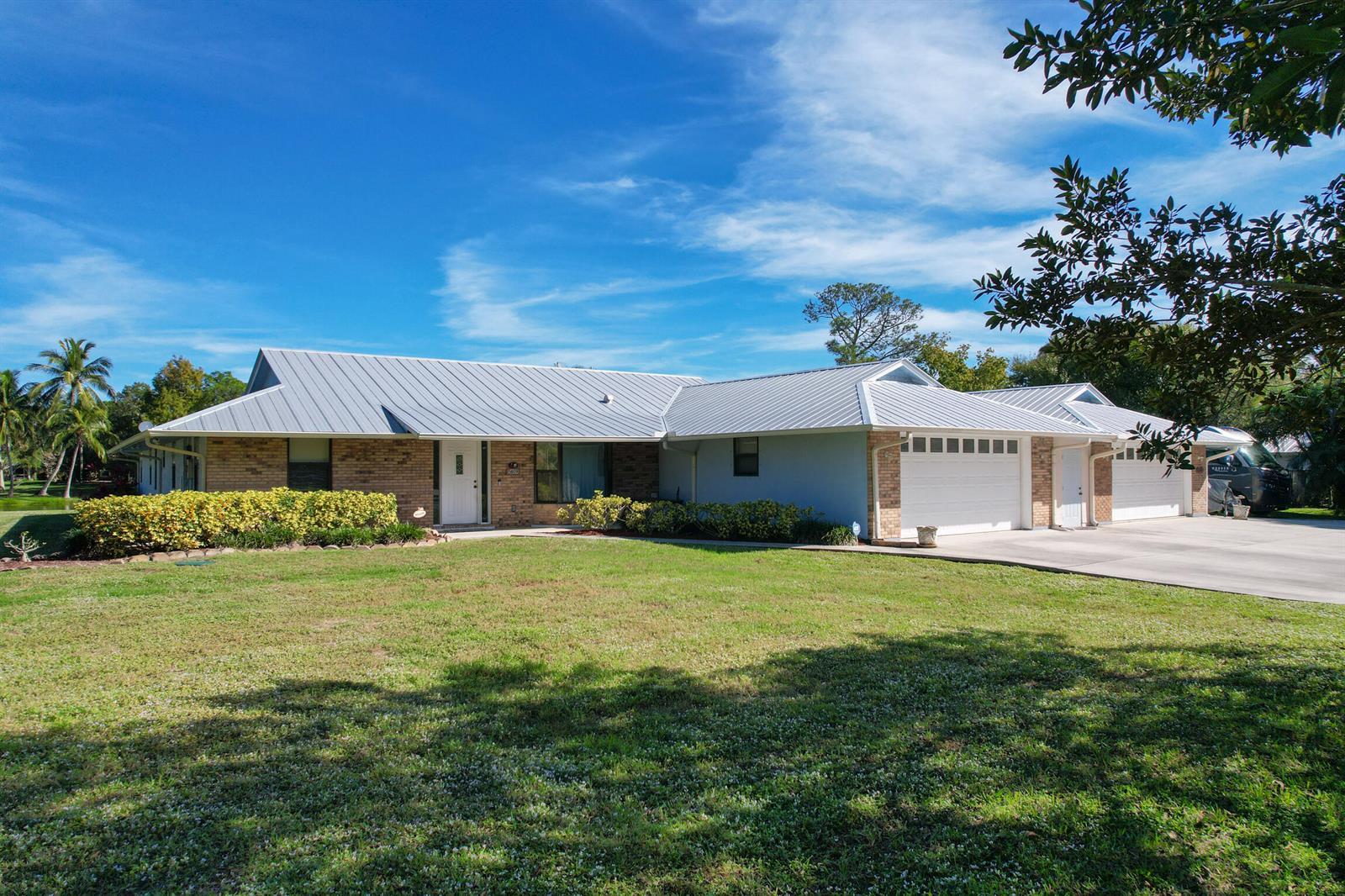 5609 SE Lamay Drive, Stuart FL 34997