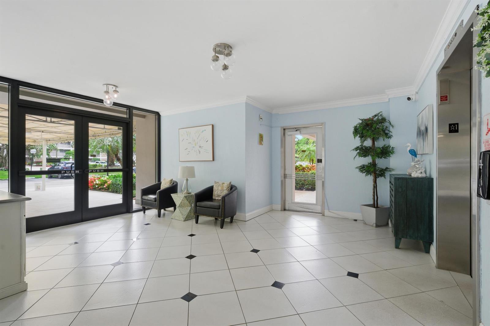 2801 N Palm Aire Drive # 402, Pompano Beach FL 33069 photo 2