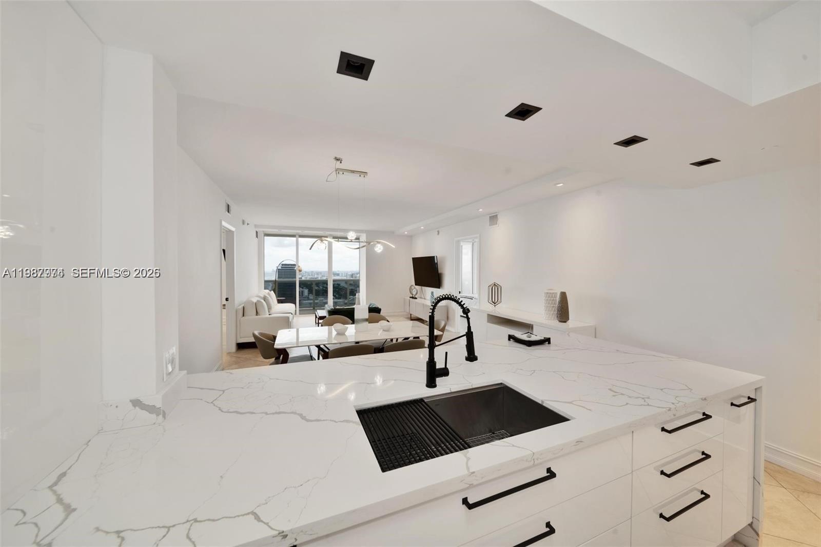1830 S Ocean Dr # 4704, Hallandale Beach FL 33009 photo 4