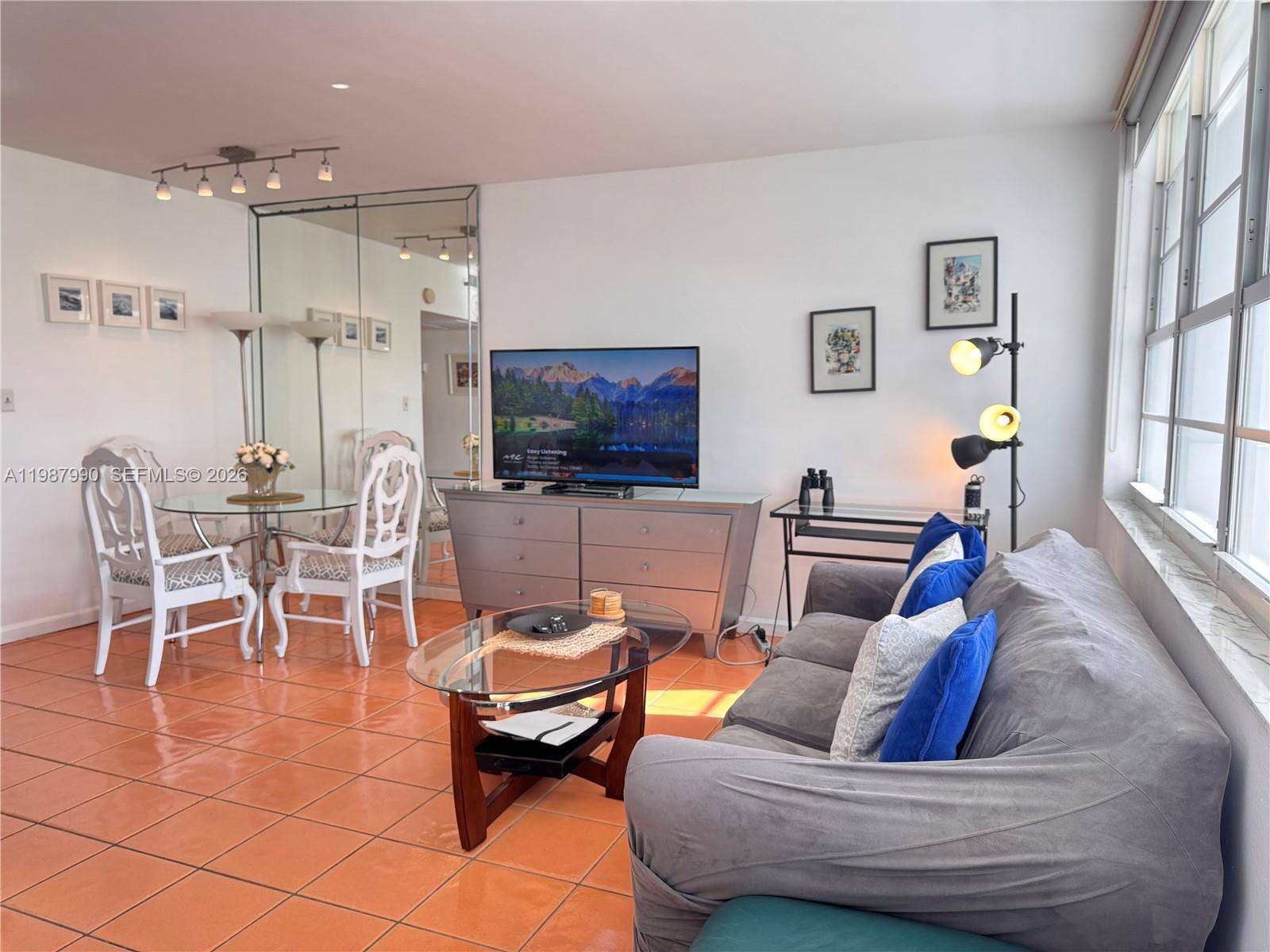 100 Lincoln Rd # 836, Miami Beach FL 33139 photo 3