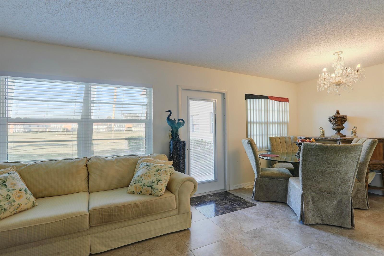 85 Crooked Tree Lane # 103, Vero Beach FL 32962 photo 5