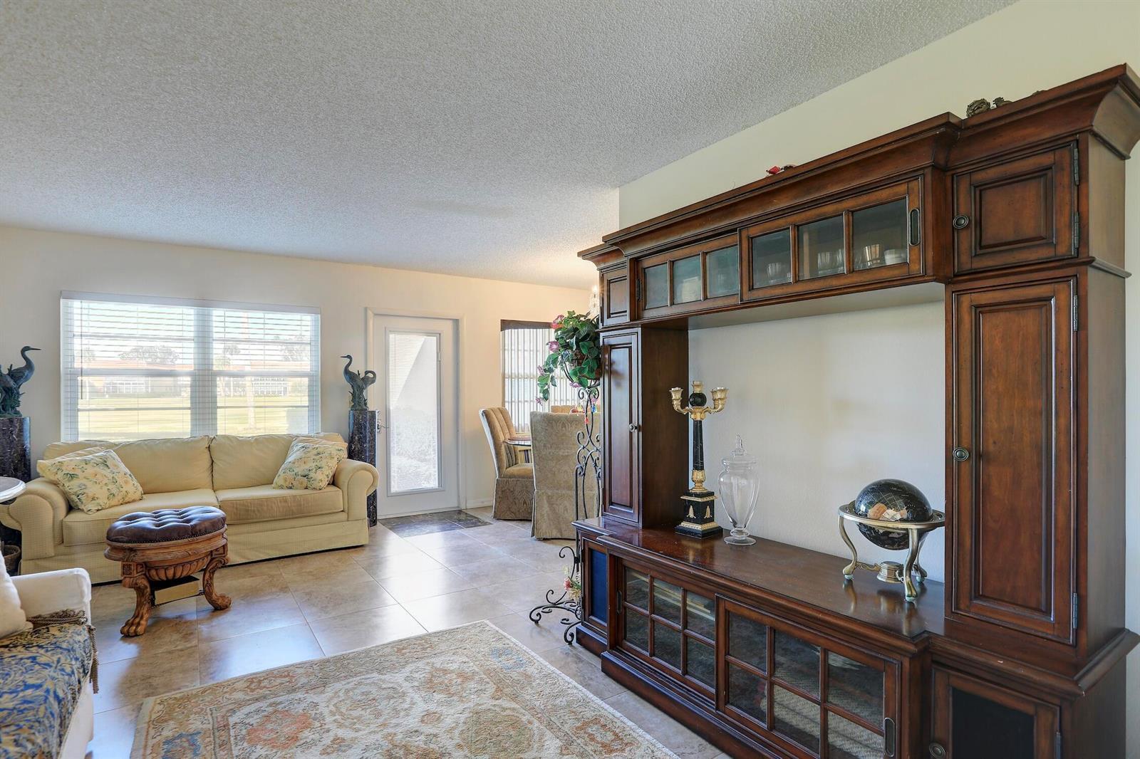85 Crooked Tree Lane # 103, Vero Beach FL 32962 photo 4