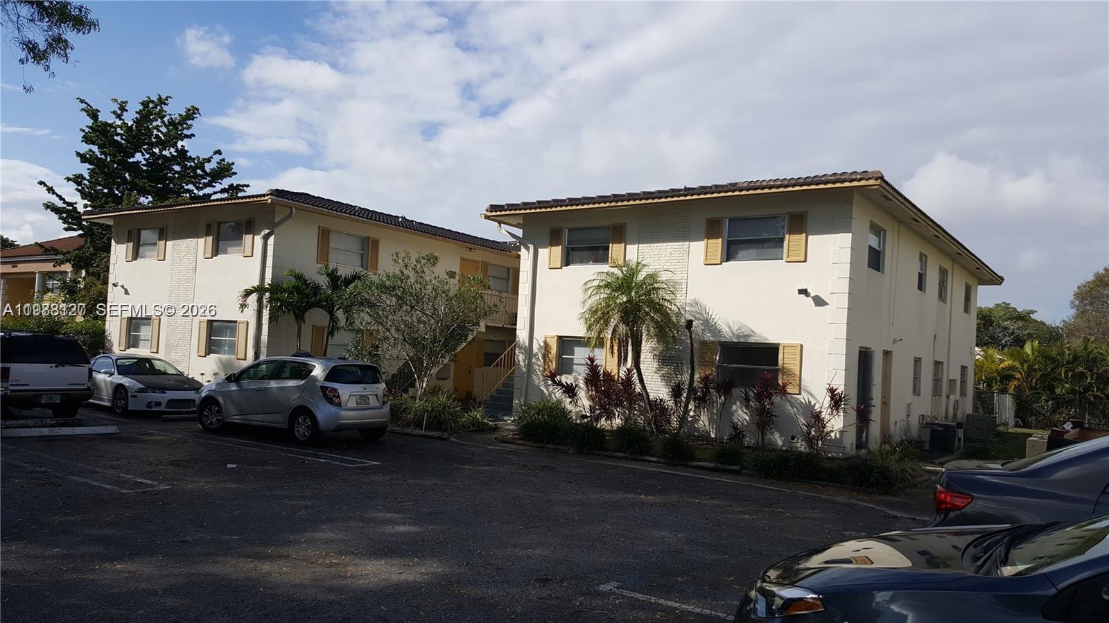3090 Coral Springs Dr # 1, Coral Springs FL 33065 photo 2