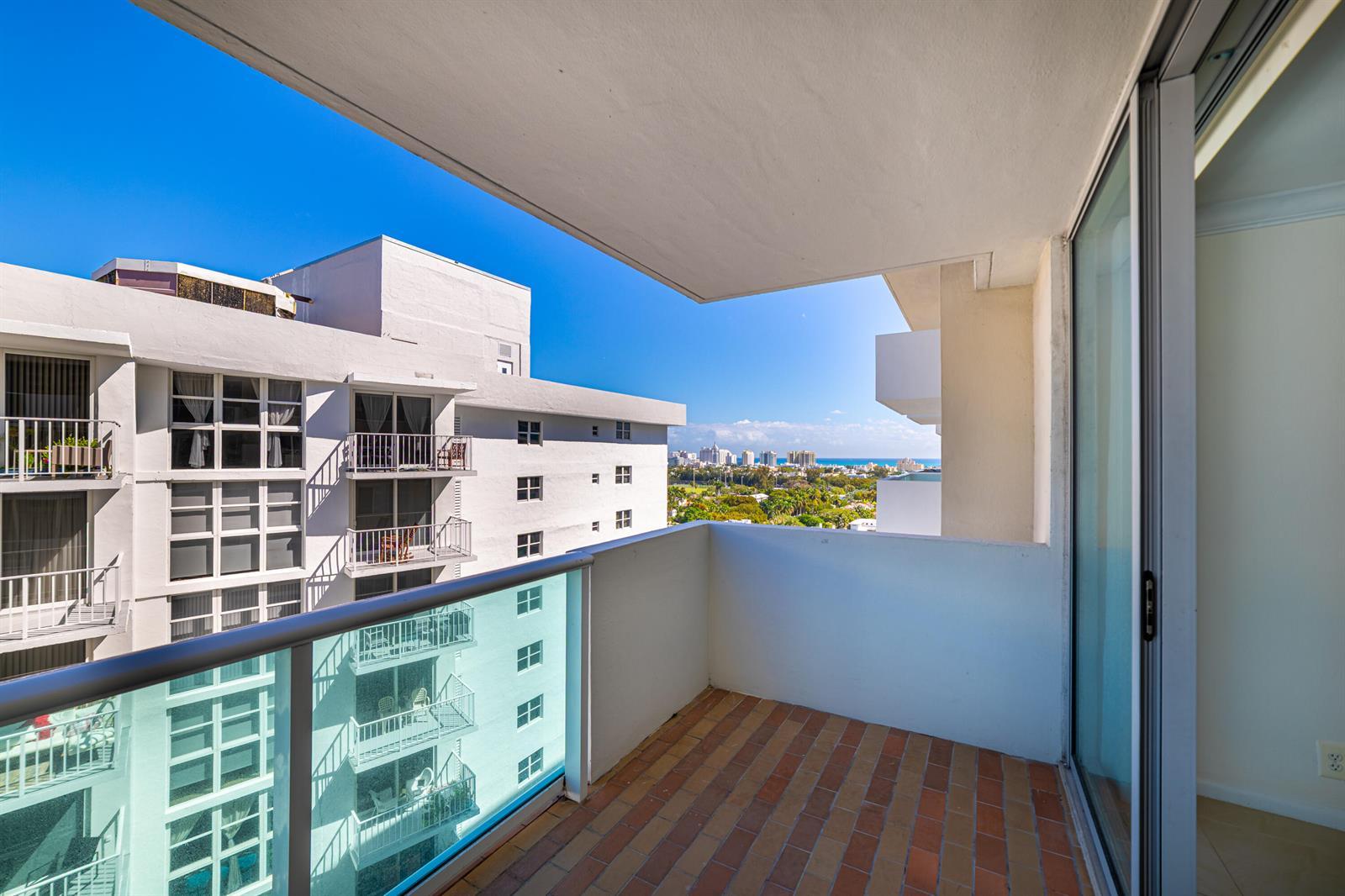 1200 West Avenue # 1521, Miami Beach FL 33139 photo 2