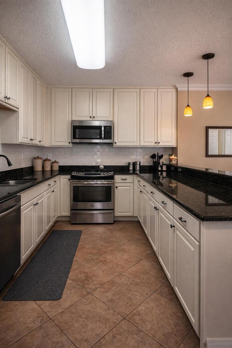 2210 22nd Lane, Palm Beach Gardens FL 33418 photo 2