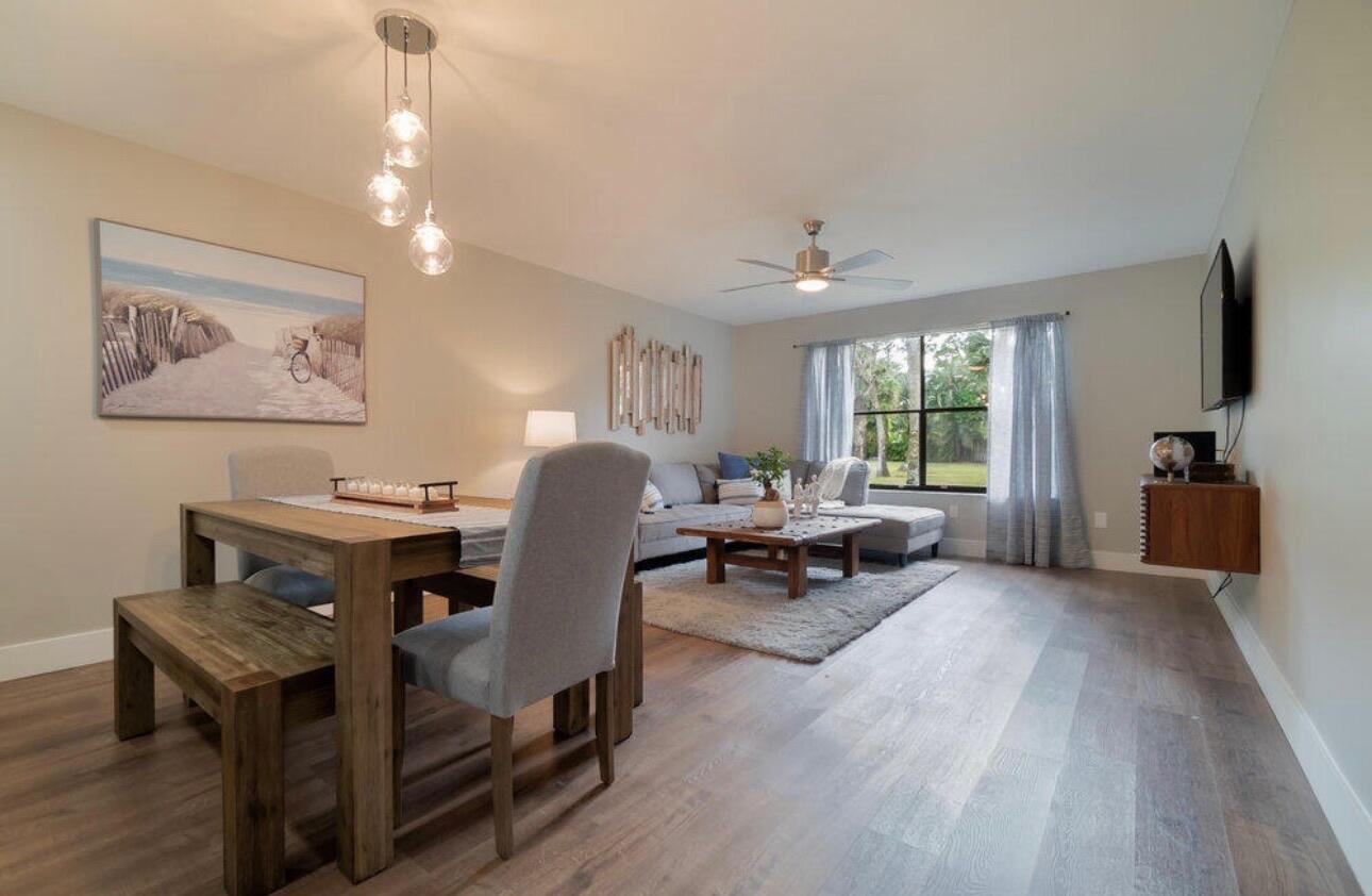 13033 Northshire Trail # 21, Wellington FL 33414 photo 2