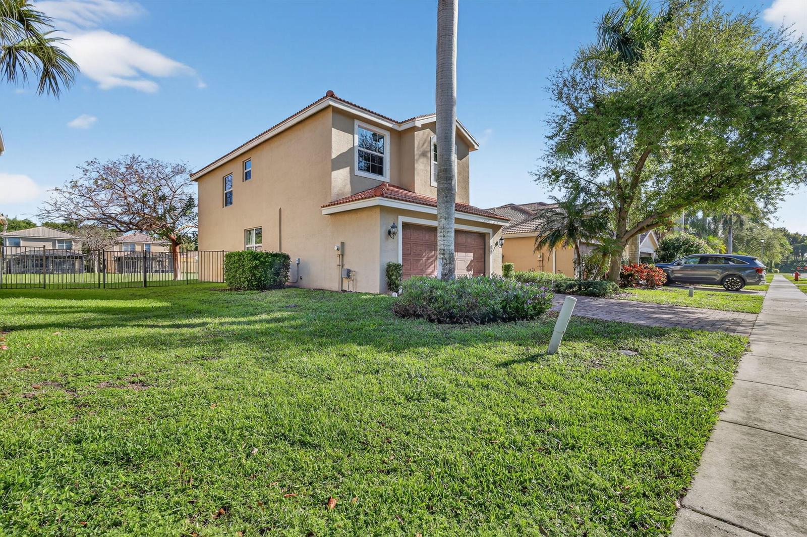7673 Corkwood Avenue, Boynton Beach FL 33437 photo 4