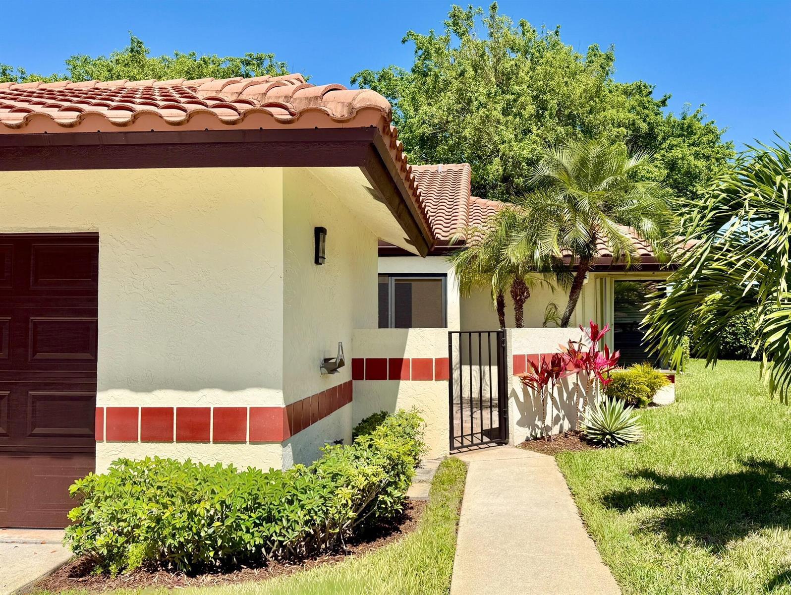 5317 Fig Palm Way # B, Boynton Beach FL 33437 photo 2