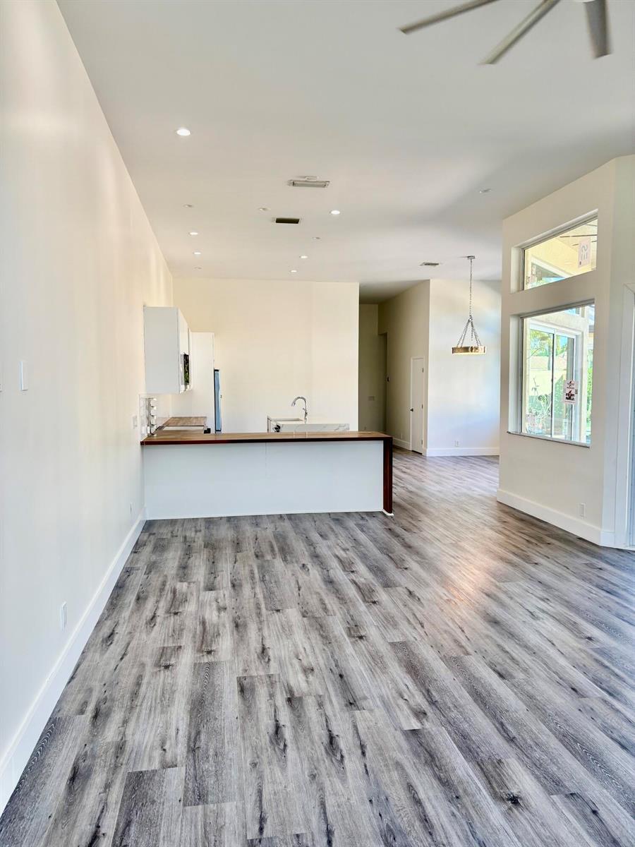 5865 NW 125th Avenue, Coral Springs FL 33076 photo 2