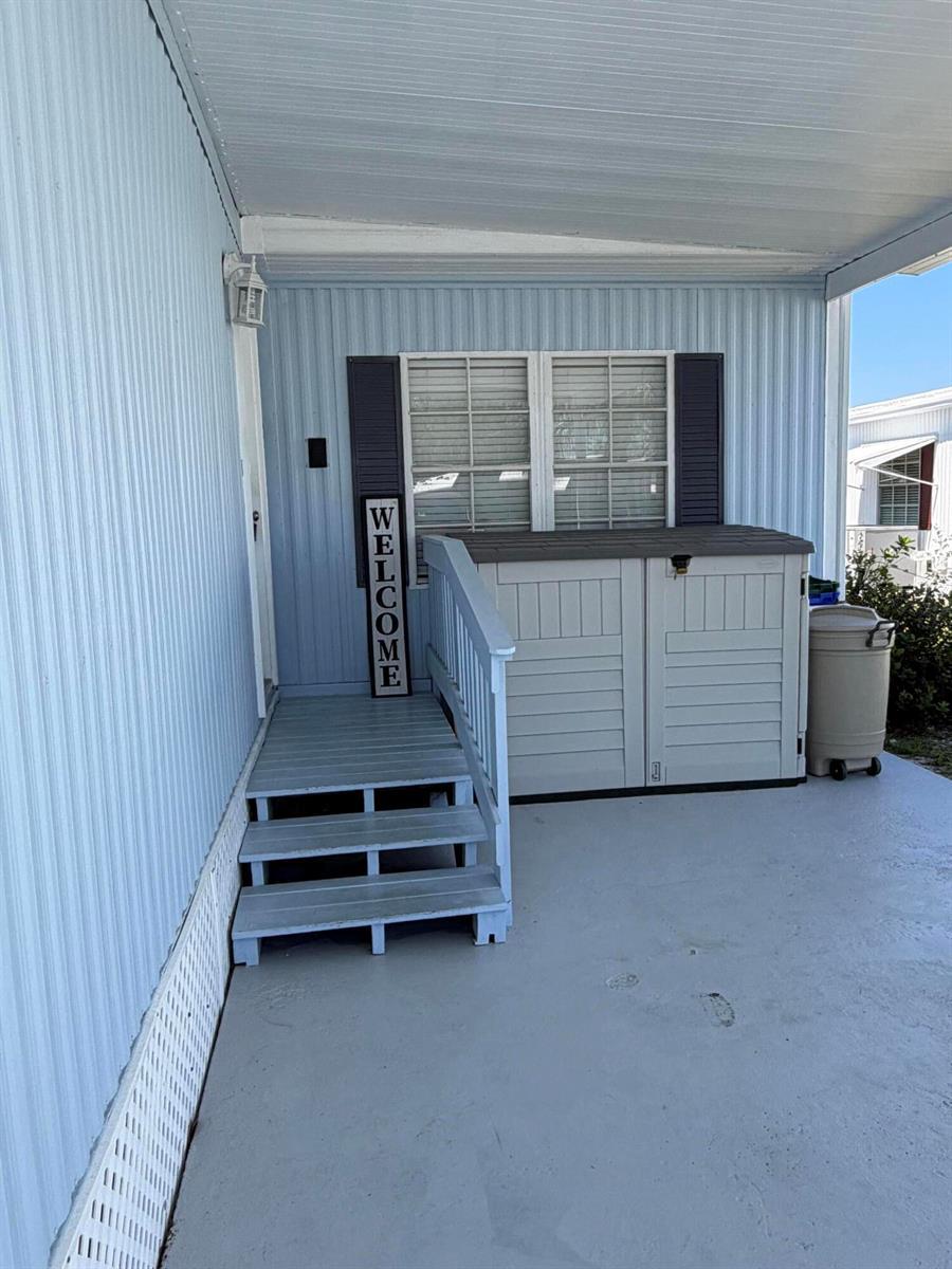 153 Camino Del Rio, FL 34952 photo 2