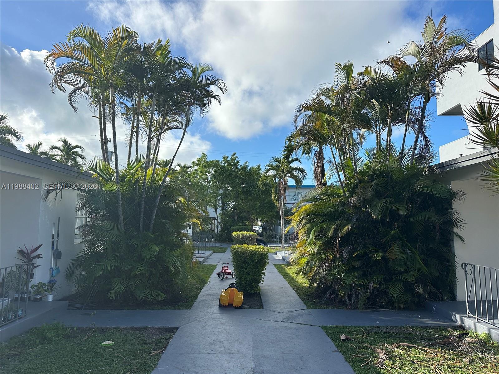 740 84th St # 3, Miami Beach FL 33141 photo 2