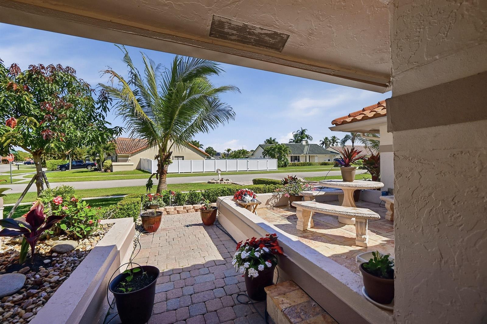 5884 Laurel Green Circle, Boynton Beach FL 33437 photo 5