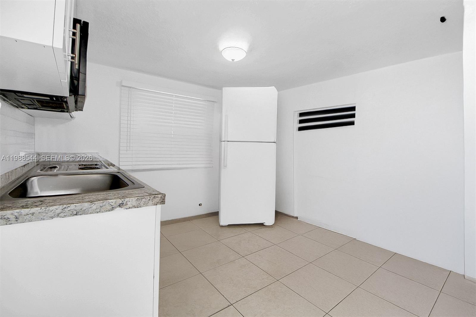 2900 NW 95th St, Miami FL 33147 photo 4