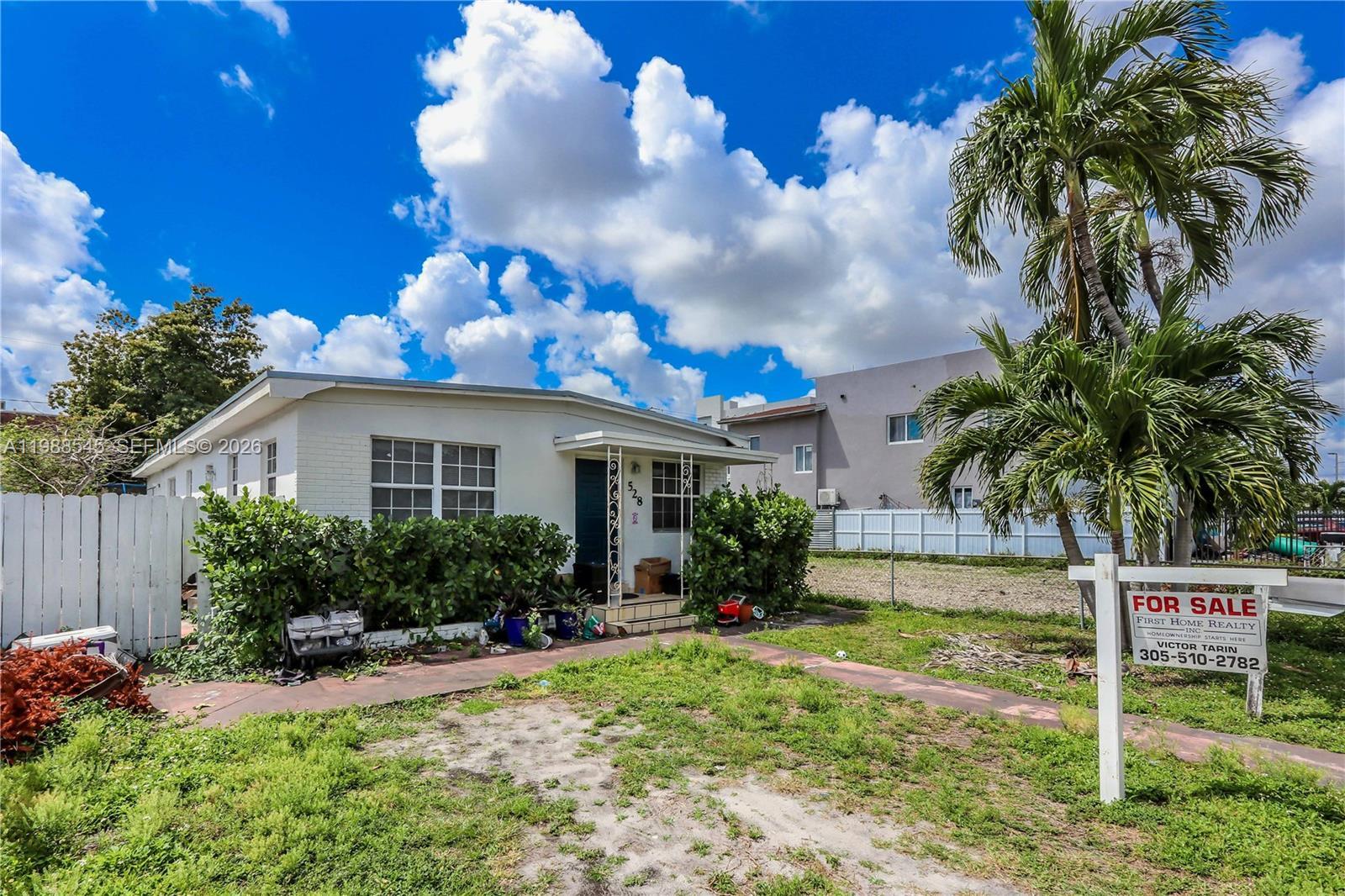 528 E 10th St, Hialeah FL 33010