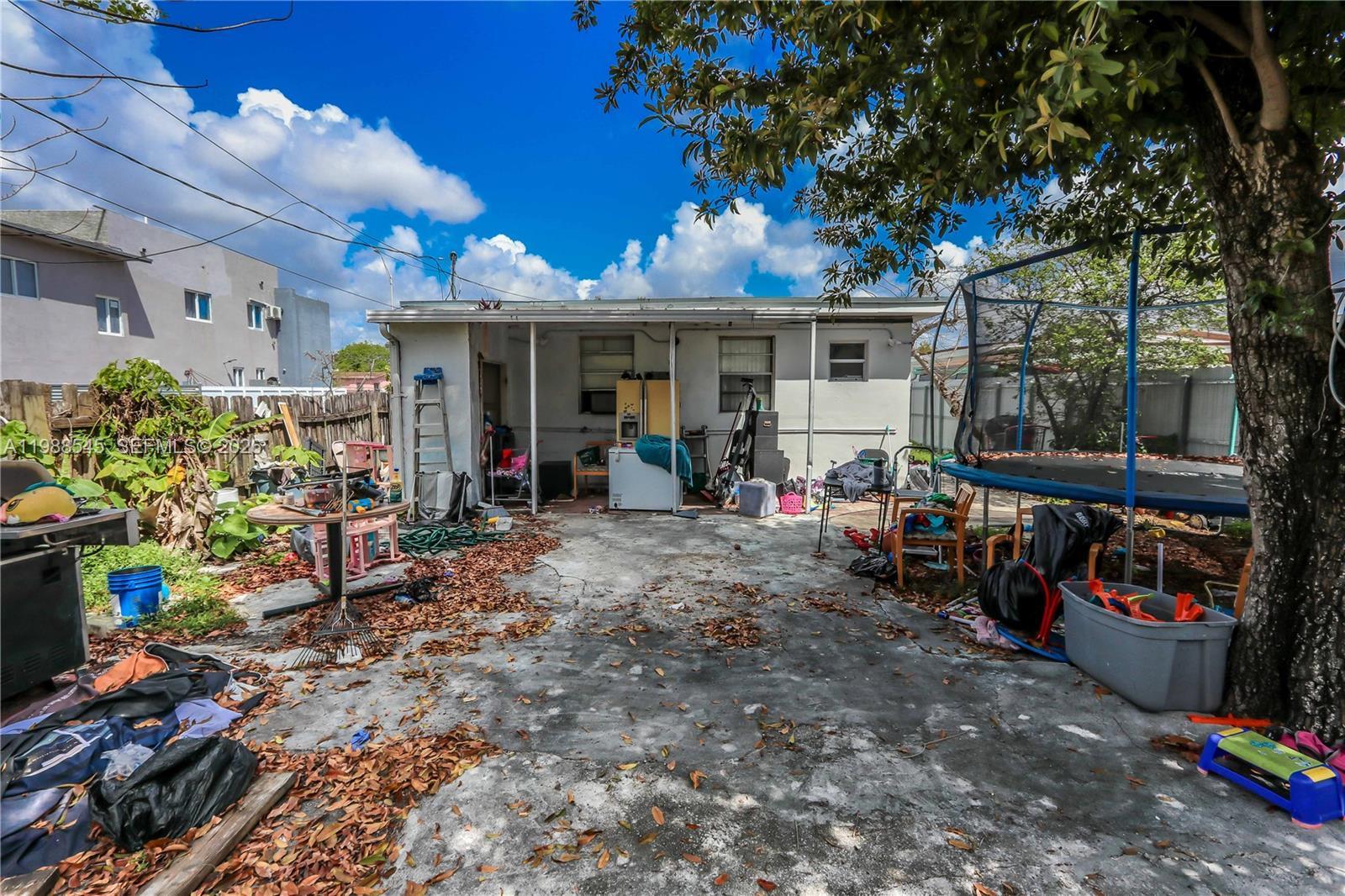 528 E 10th St, Hialeah FL 33010 photo 5