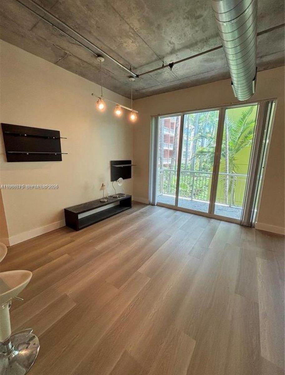 2001 Biscayne Blvd # 2217, Miami FL 33137 photo 2