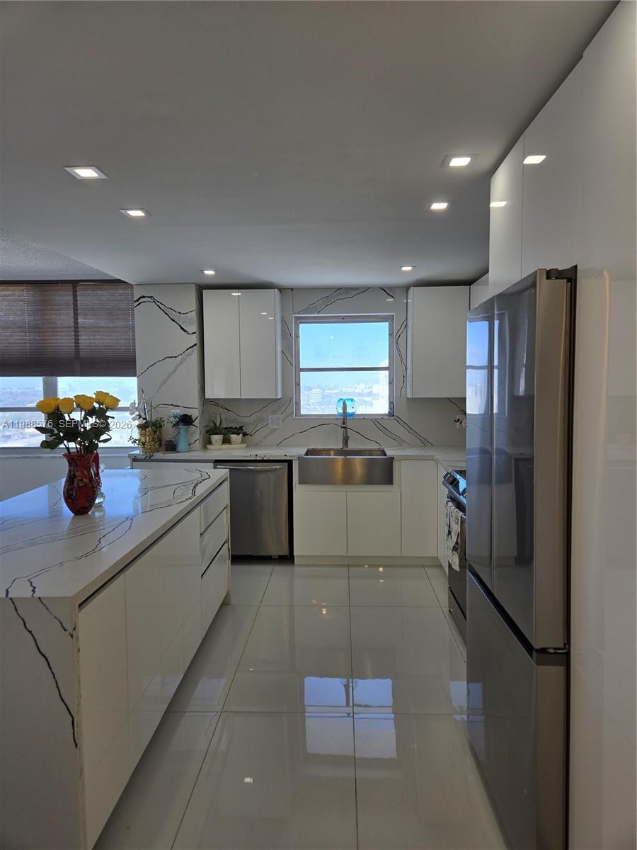 2750 NE 183rd St # T, Aventura FL 33160 photo 4