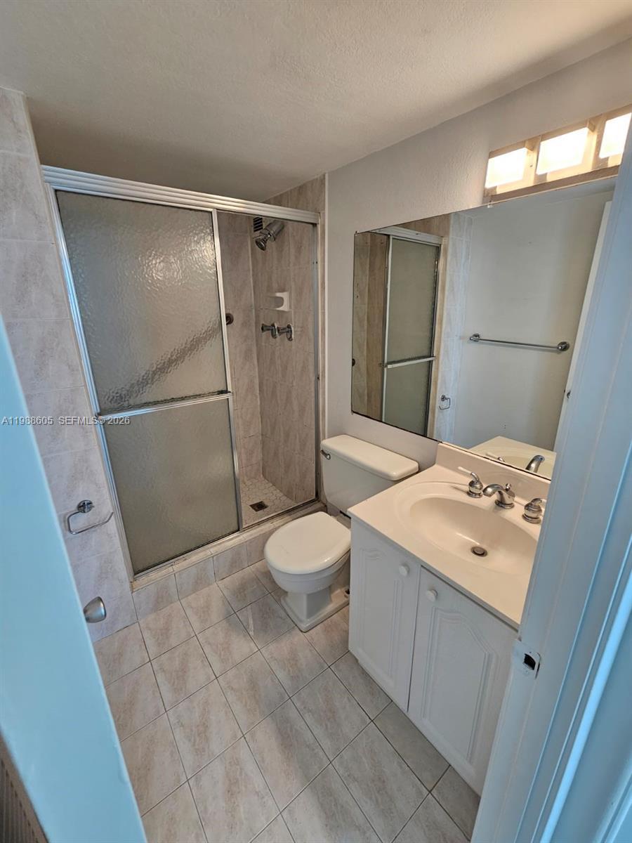 7135 Collins Ave # 1821, Miami Beach FL 33141 photo 5