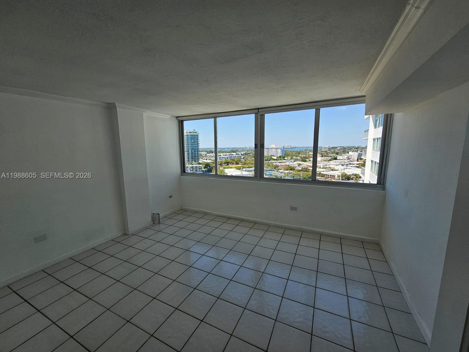 7135 Collins Ave # 1821, Miami Beach FL 33141 photo 4