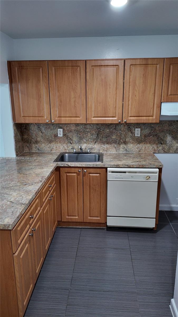10820 SW 200th Dr # 354, Cutler Bay FL 33157 photo 4