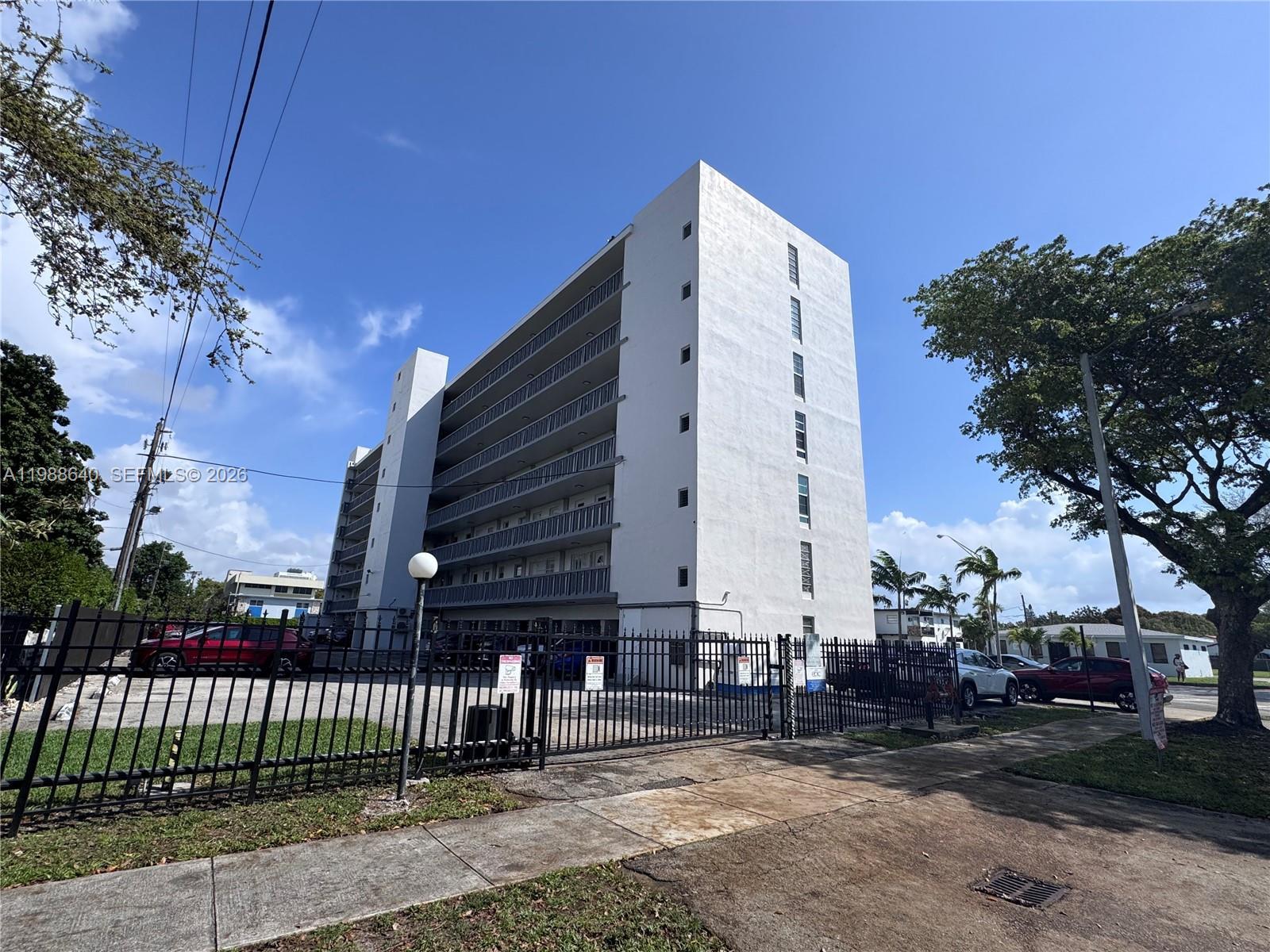 1400 SW 27th Ave # 702, Miami FL 33145 photo 2