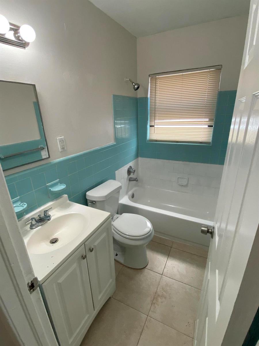 1257 W 35th Street, Riviera Beach FL 33404 photo 3