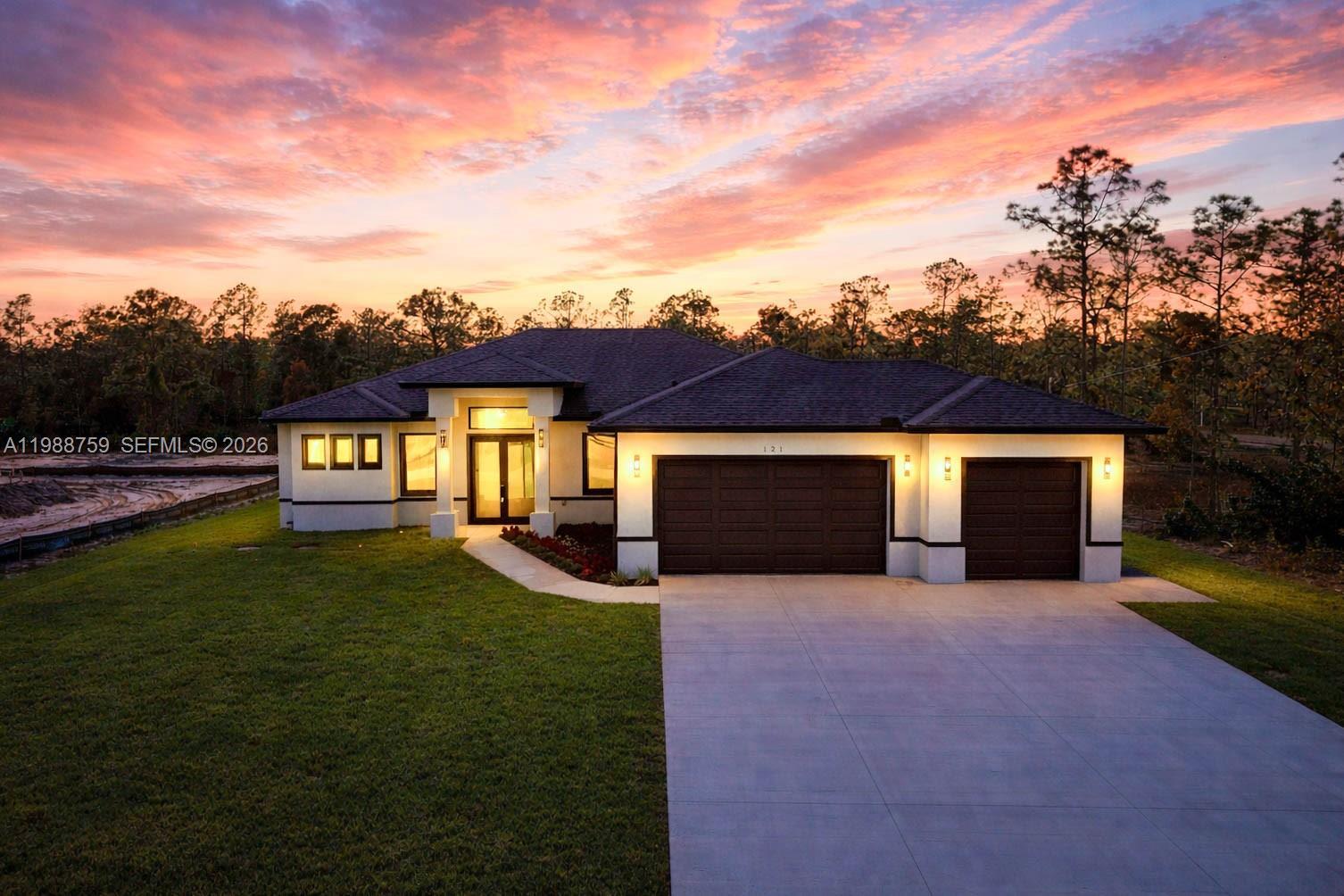 121 moore ave, Other City - In The State Of Florida FL 33936