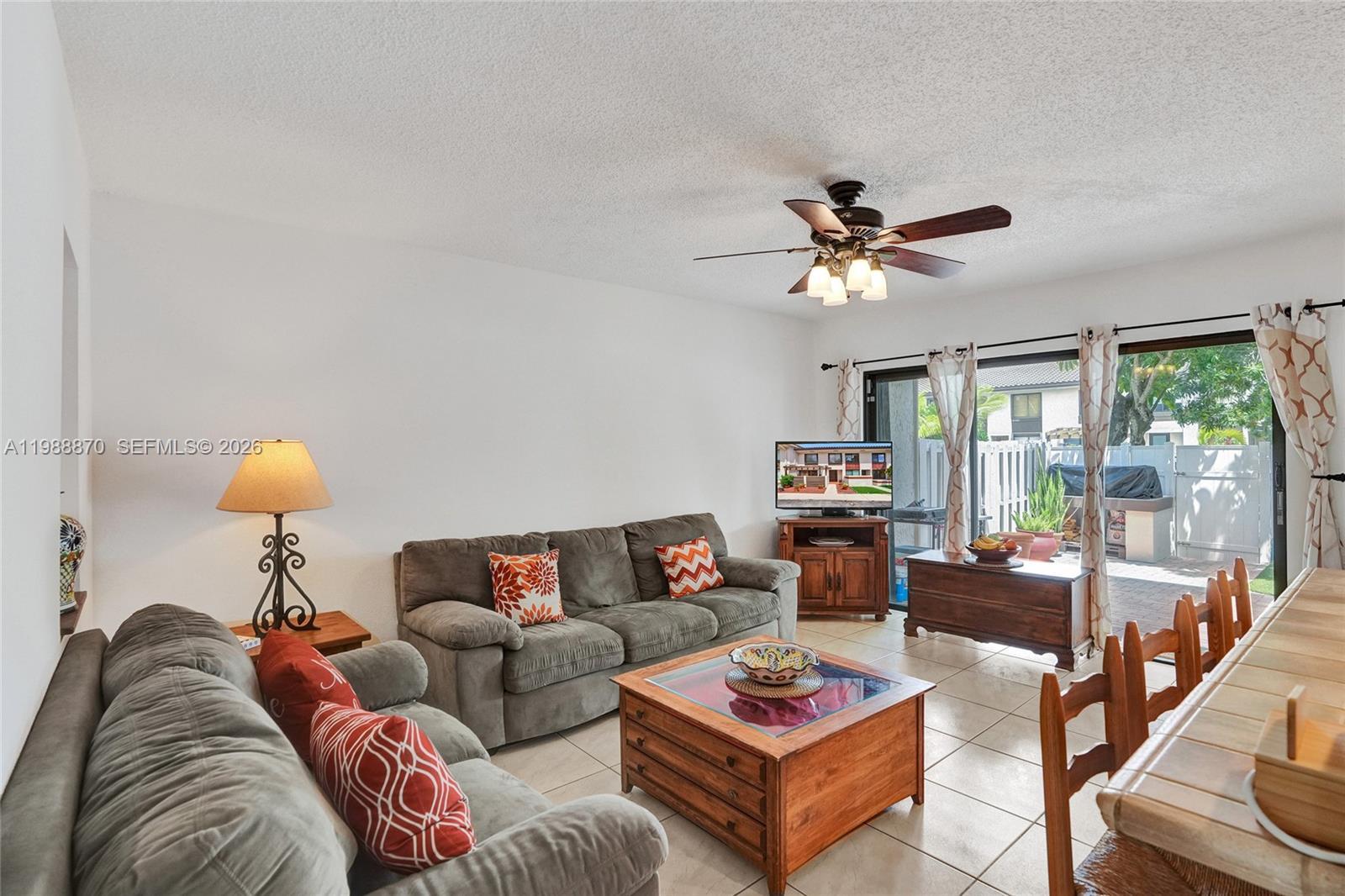16465 NE 26th Ave # 18, North Miami Beach FL 33160 photo 4