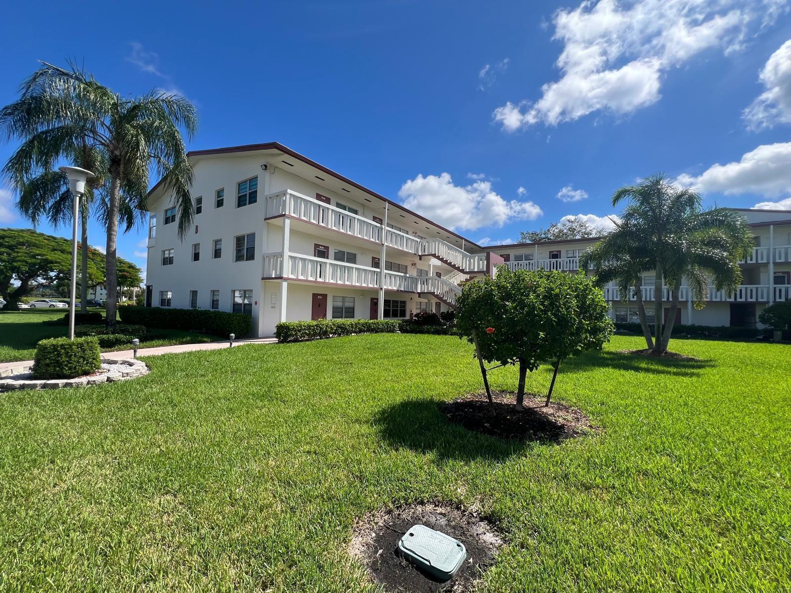43 Fanshaw B, Boca Raton FL 33434